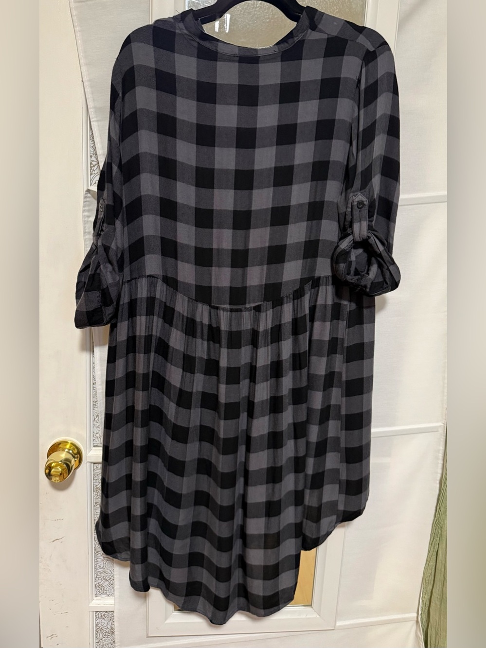 Torrid Tunic Shirt Dress Charcoal and black Plaid High-Low Tiered Size Lg - Picture 5 of 6